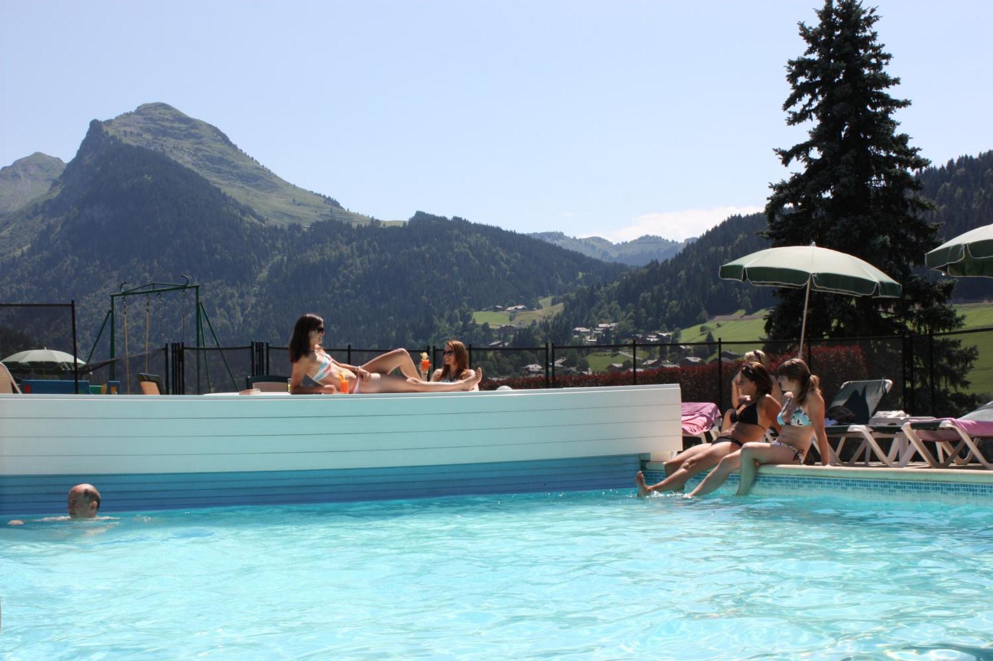 L'Hermine Blanche Morzine Bagian luar foto