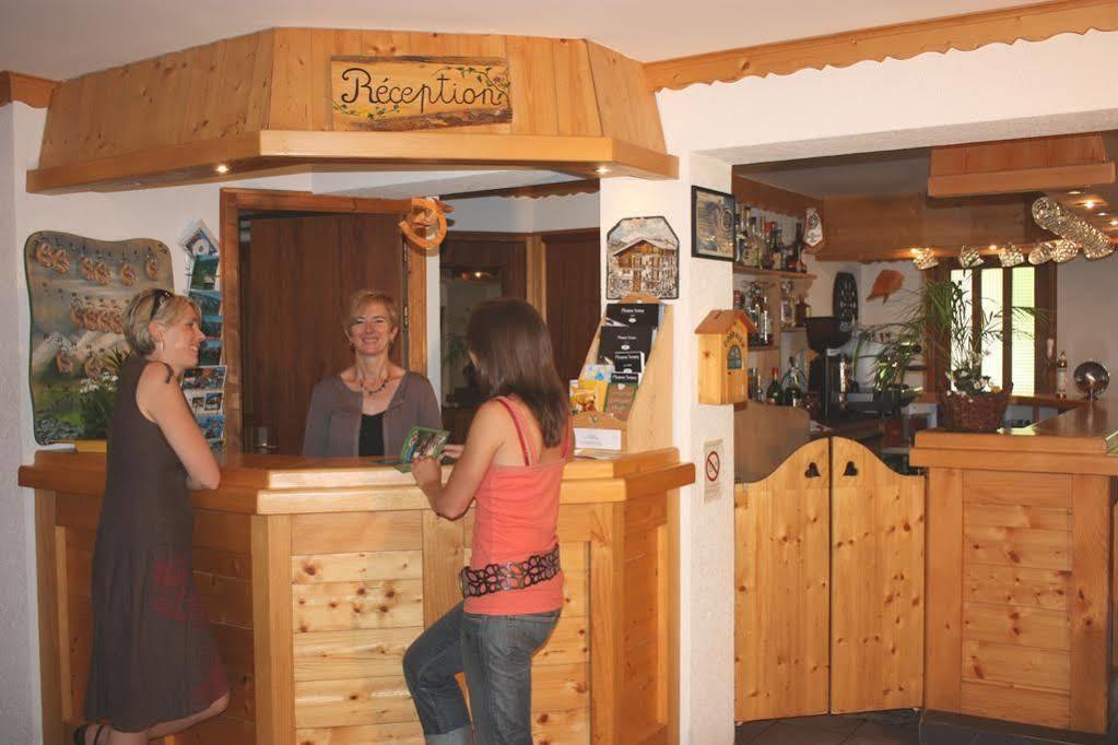 L'Hermine Blanche Morzine Bagian luar foto