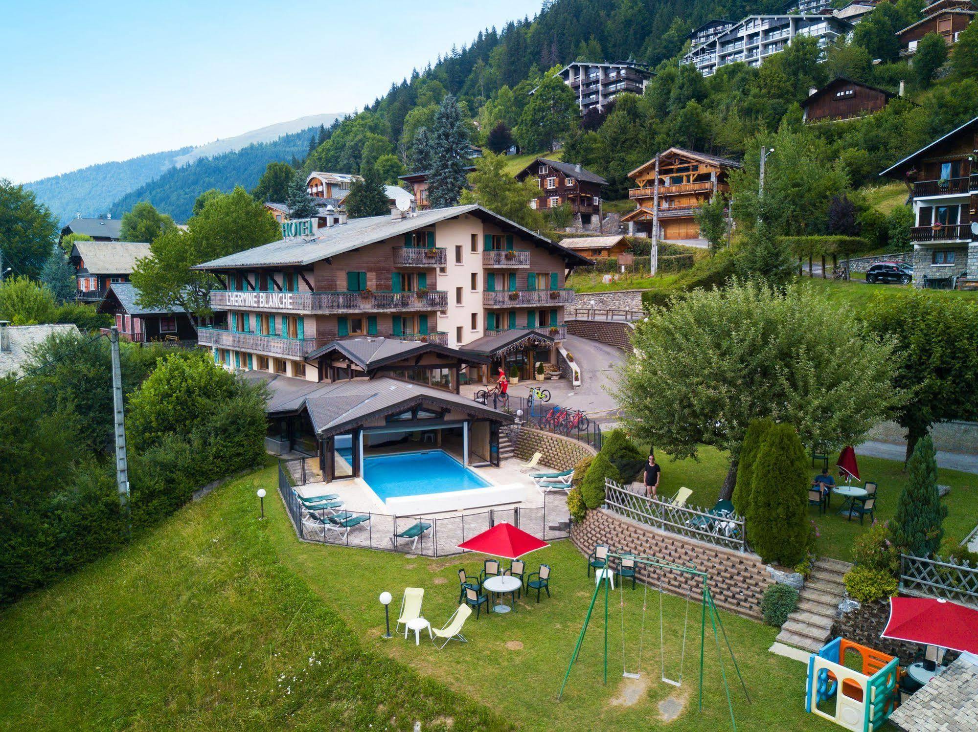 L'Hermine Blanche Morzine Bagian luar foto